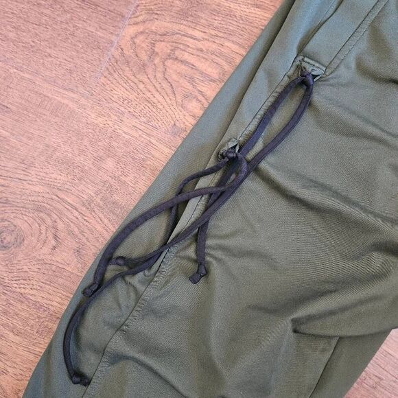 Reebok Playdry Cropped Active Pants - Picture 2 of 8